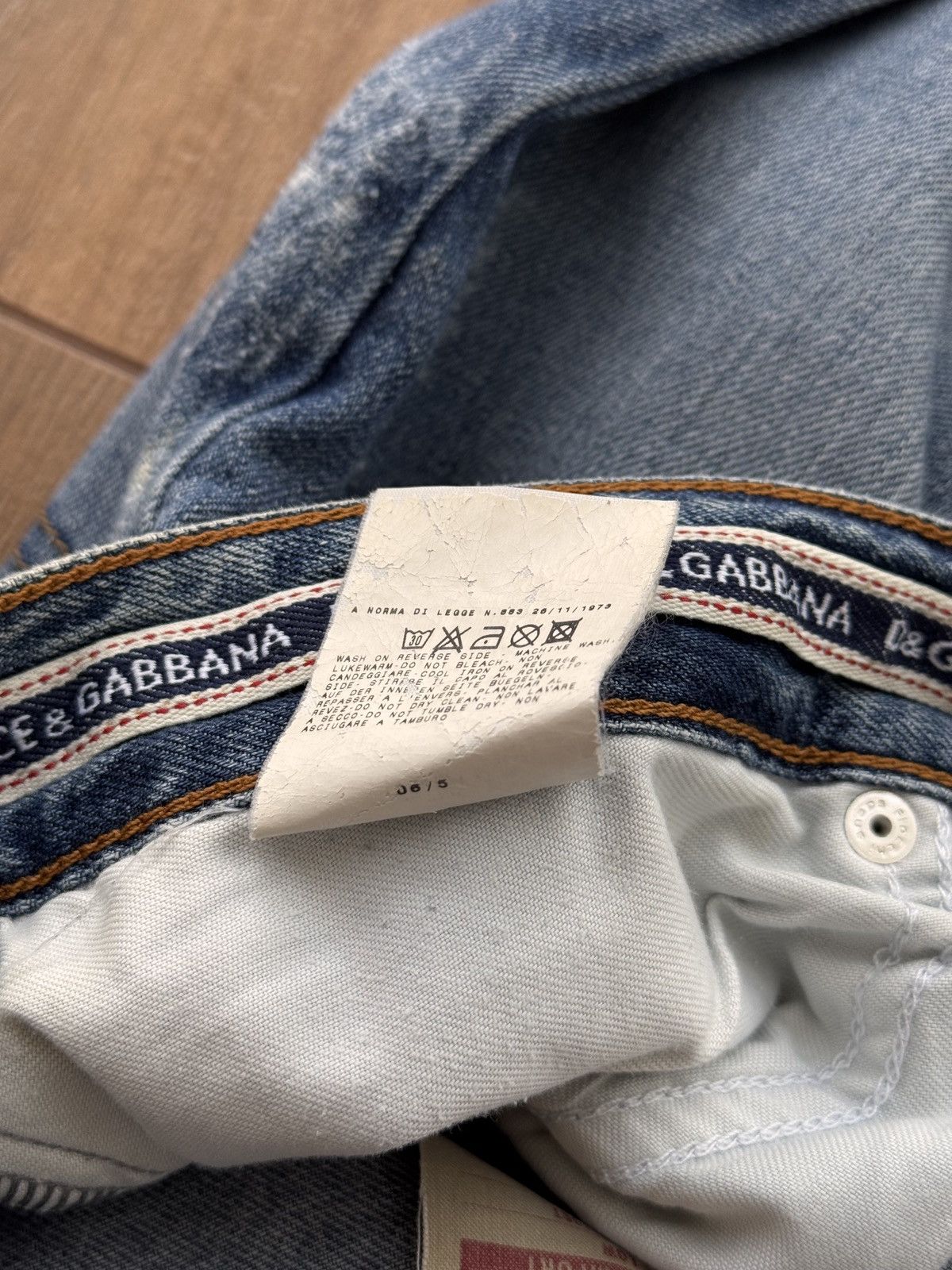 Dolce & Gabbana × Vintage Vintage Dolce & Gabbana Winner Luxury Japanese Denim Jeans Size US 31 - 20 Thumbnail
