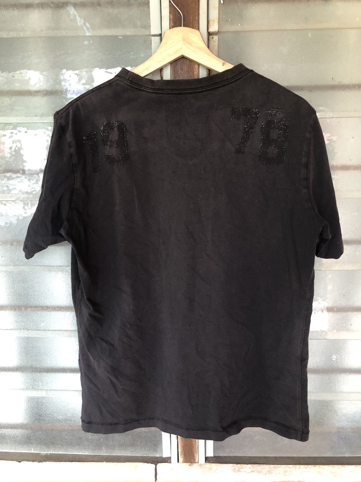 Diesel Vintage Diesel Distressed Sun Faded Shirt Tee Size US M / EU 48-50 / 2 - 8 Thumbnail