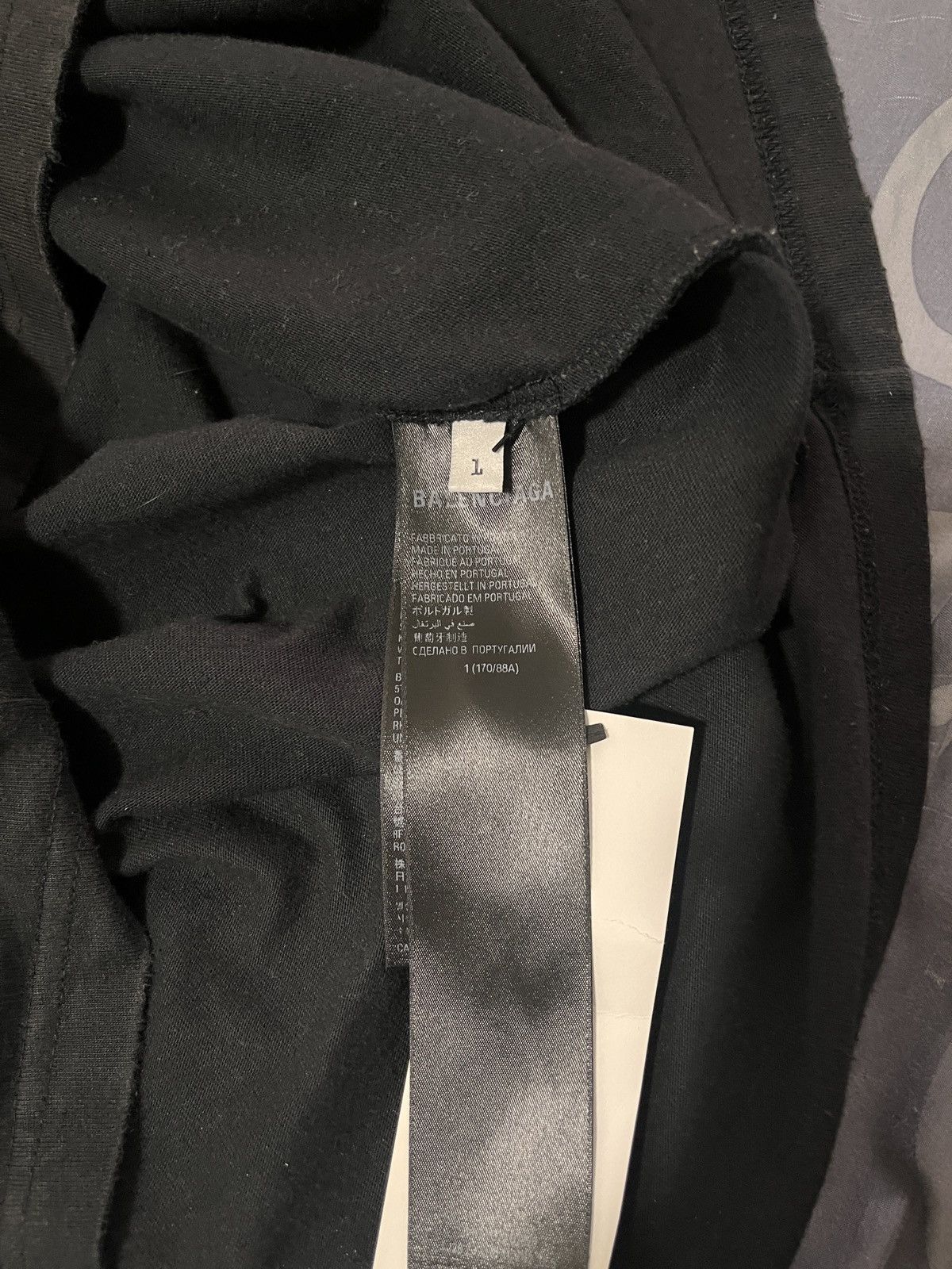 Balenciaga Balenciaga Graffiti skater Shirt Size US L / EU 52-54 / 3 - 5 Thumbnail