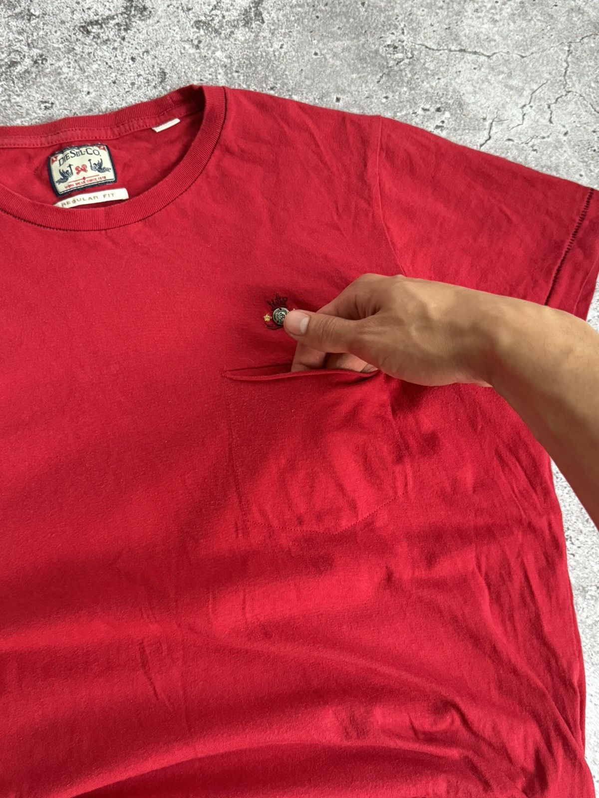Diesel × Vintage Vintage diesel metal logo t-shirt Size US M / EU 48-50 / 2 - 6 Thumbnail