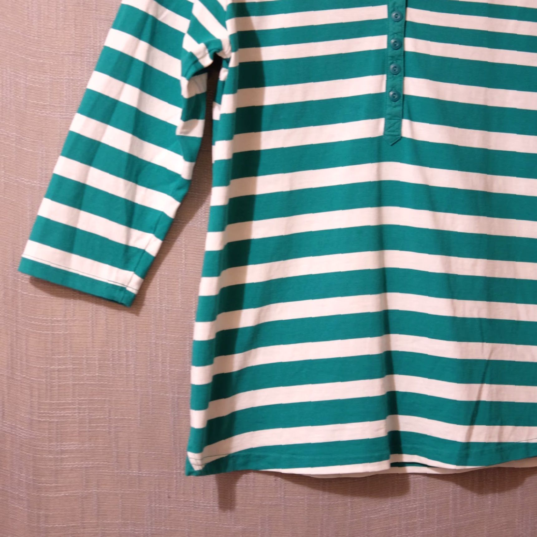 Vintage EUC LL Bean 3/4 Sleeve Henley Top 100% Cotton Green/White Womens M-Reg #A11-47 Shirt Womens M Green/White Linen? Size M / US 6-8 / IT 42-44 - 3 Thumbnail