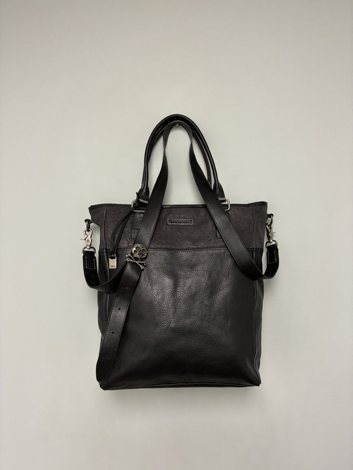 John Varvatos Skull Buckle Leather Bag W Strap. Size ONE SIZE - 2 Thumbnail