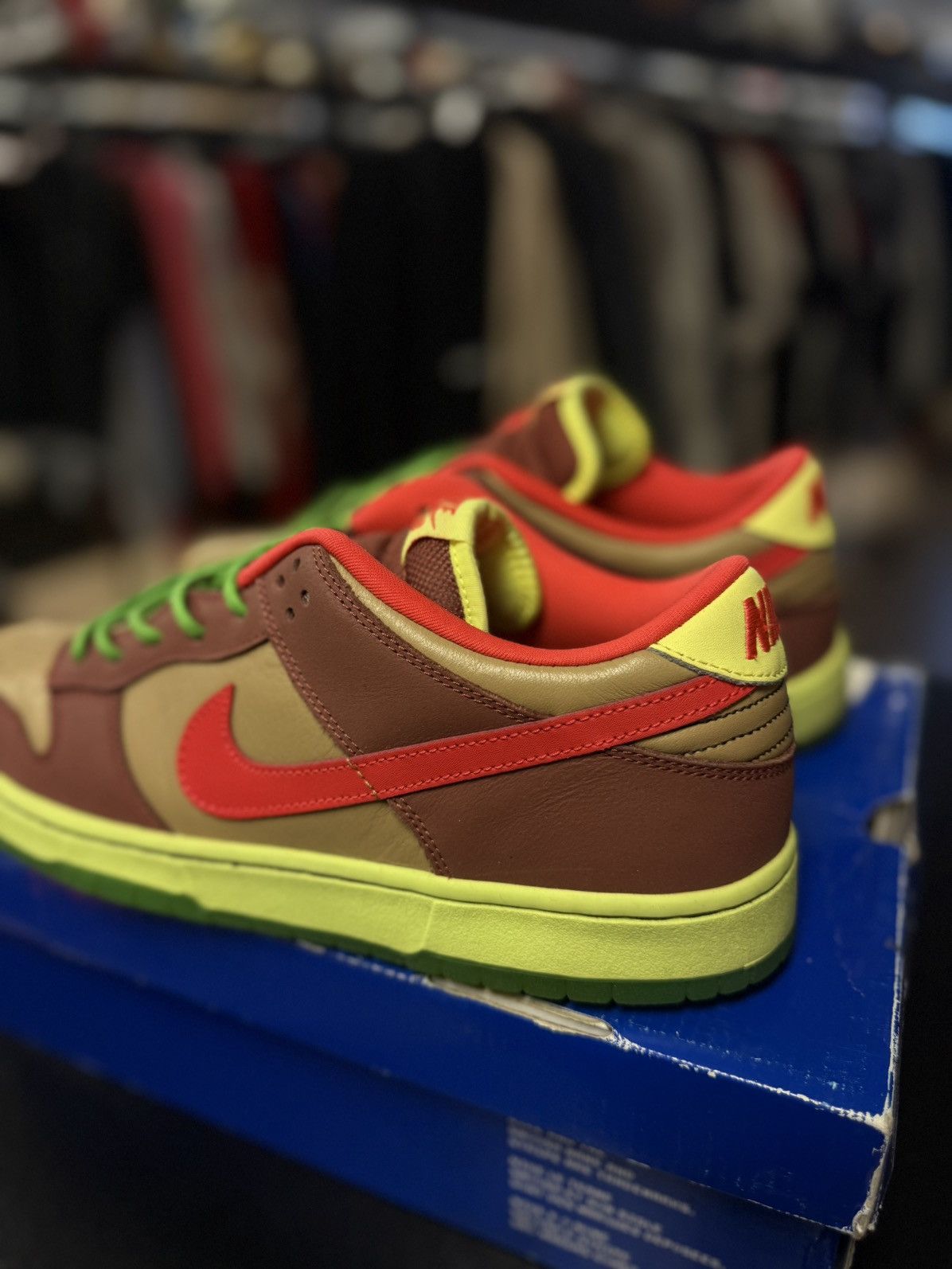Nike Nike Dunk Low Premium SB Toxic Sea Robbin Size 11 Men’s Size US 11 / EU 44 - 4 Thumbnail