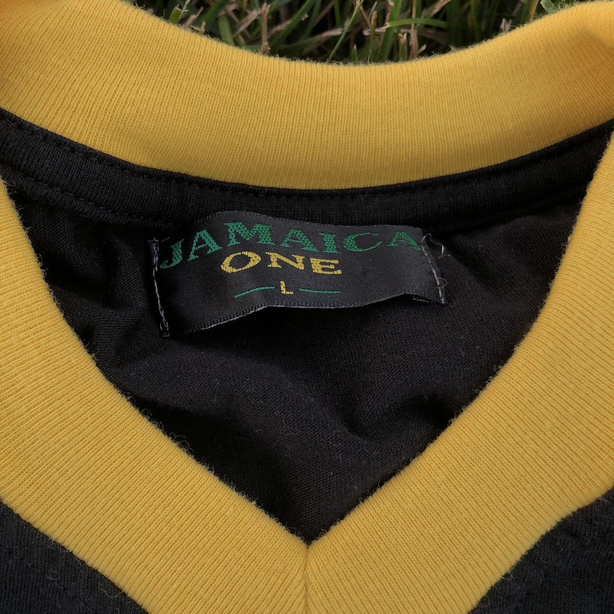 Vintage Jamaica tee shirt Size US L / EU 52-54 / 3 - 5 Thumbnail