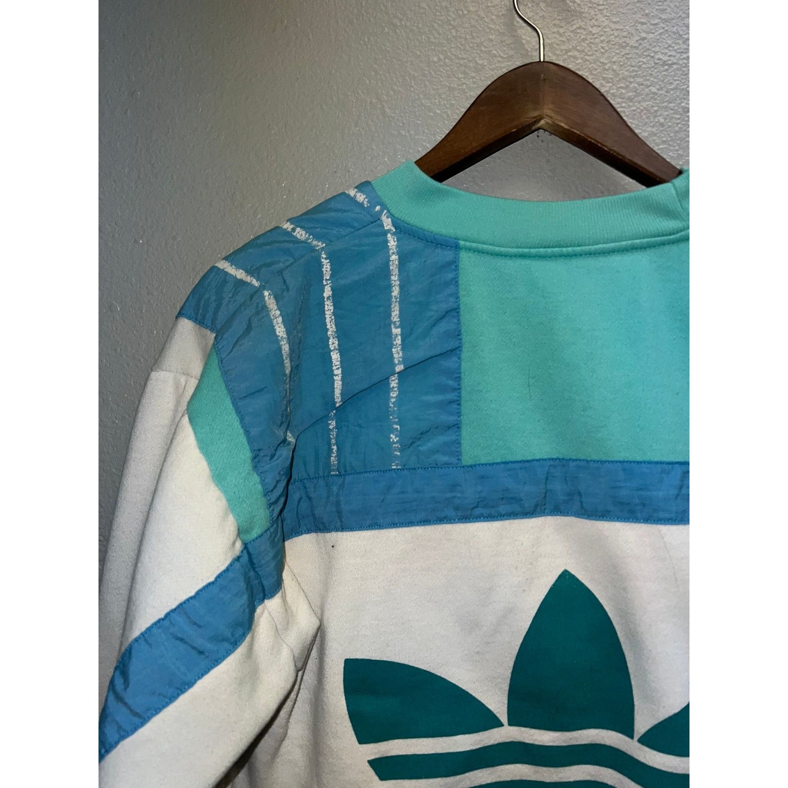 Vintage Vintage Team Adidas Sweatshirt 3 Striped White Crewneck M Size M / US 6-8 / IT 42-44 - 8 Thumbnail