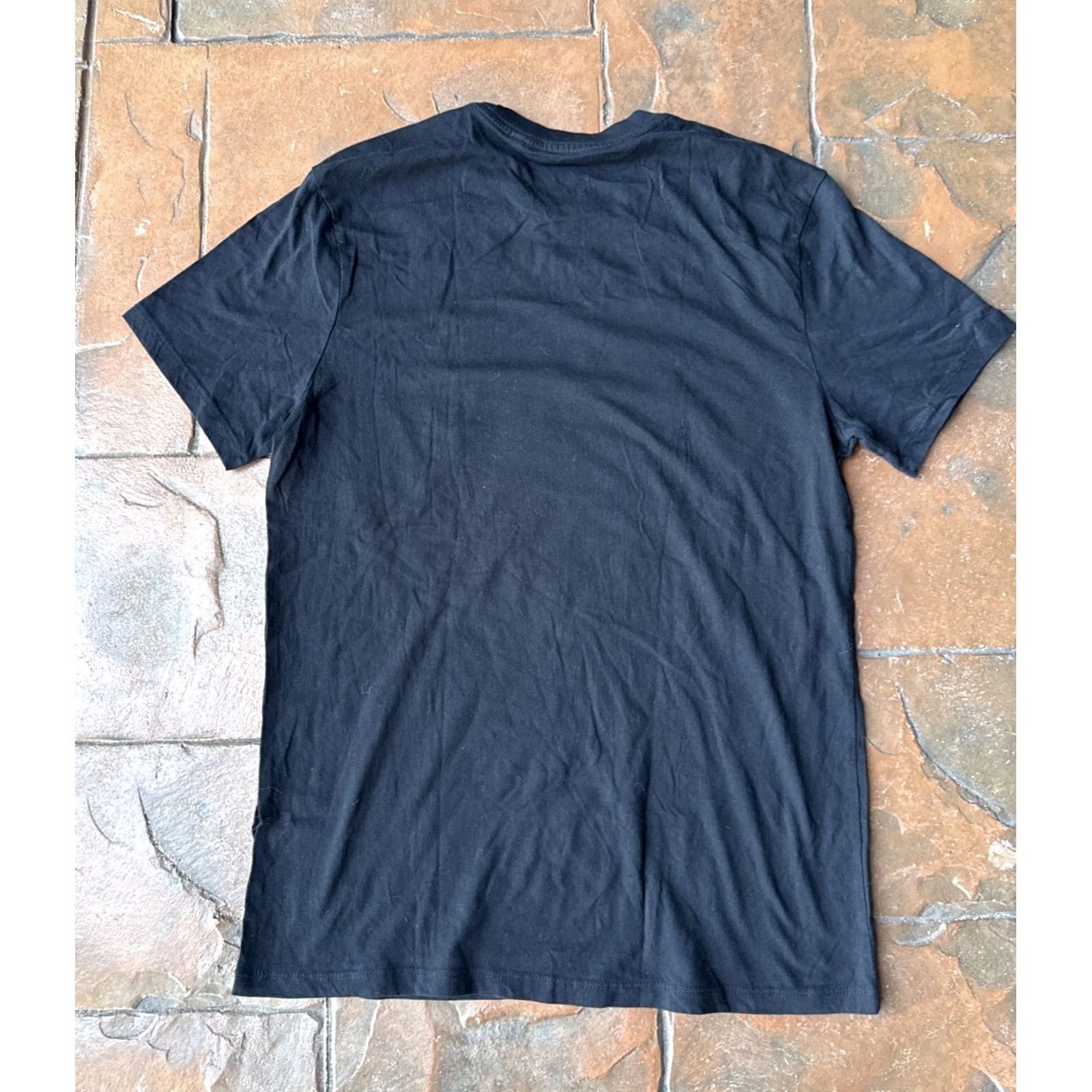 Guess Guess Rhinestone Skull Roses T Shirt M Black Grunge Short Sleeve Crew Neck Cotton Unisex Adults T-Shirt Mens Womens Size US M / EU 48-50 / 2 - 3 Thumbnail