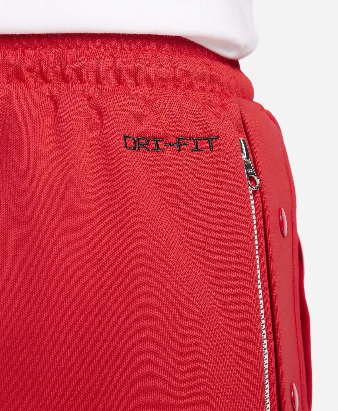 Nike Nike Dri-FIT Standard Issue 8" Basketball Shorts Red Men`s Size US 32 / EU 48 - 9 Thumbnail