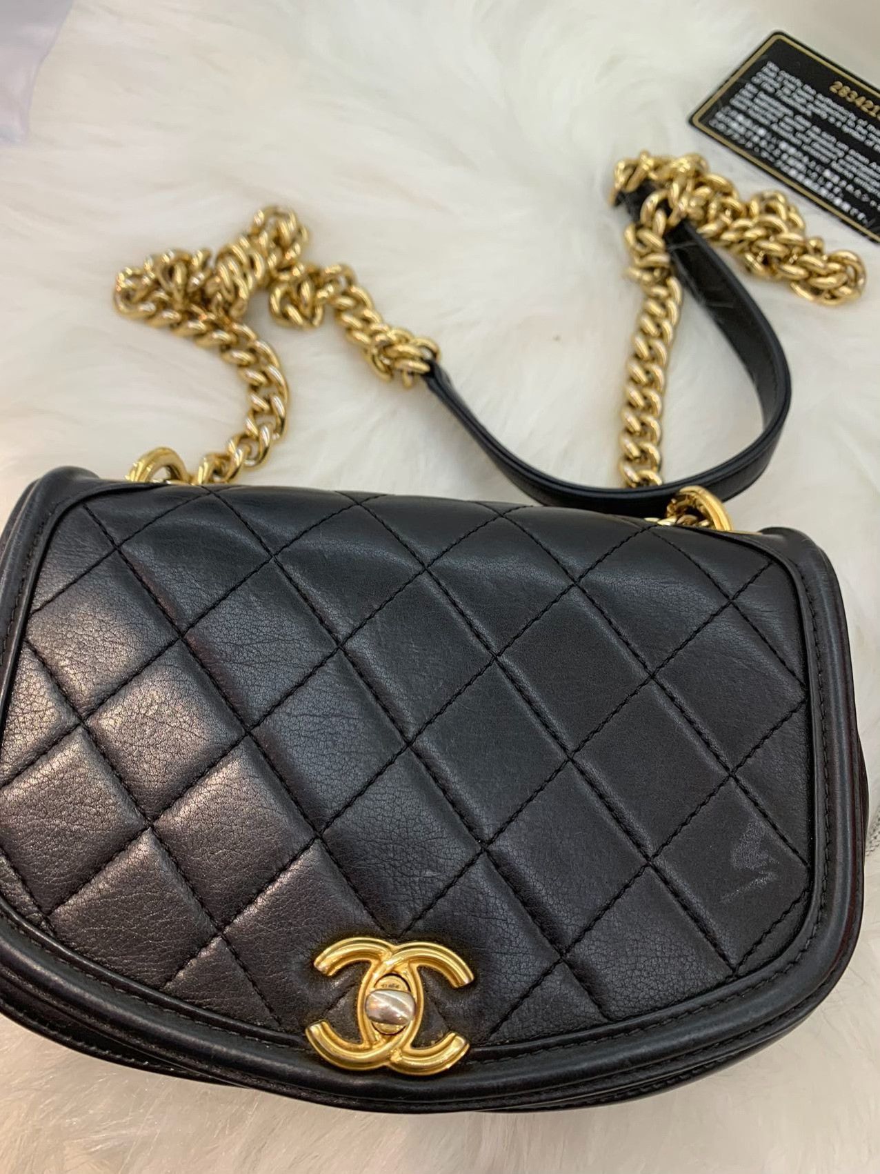Chanel Pre-loved Bag Very good condition Size ONE SIZE - 1 Thumbnail