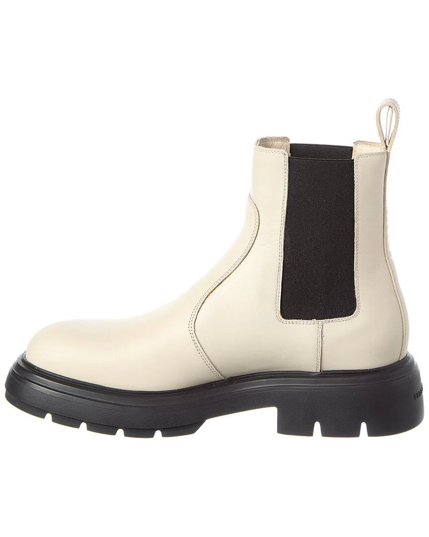 Salvatore Ferragamo o1s1rm0526 Chunky Chelsea Boots in Cream/Black Size US 11 / IT 41 - 1 Thumbnail