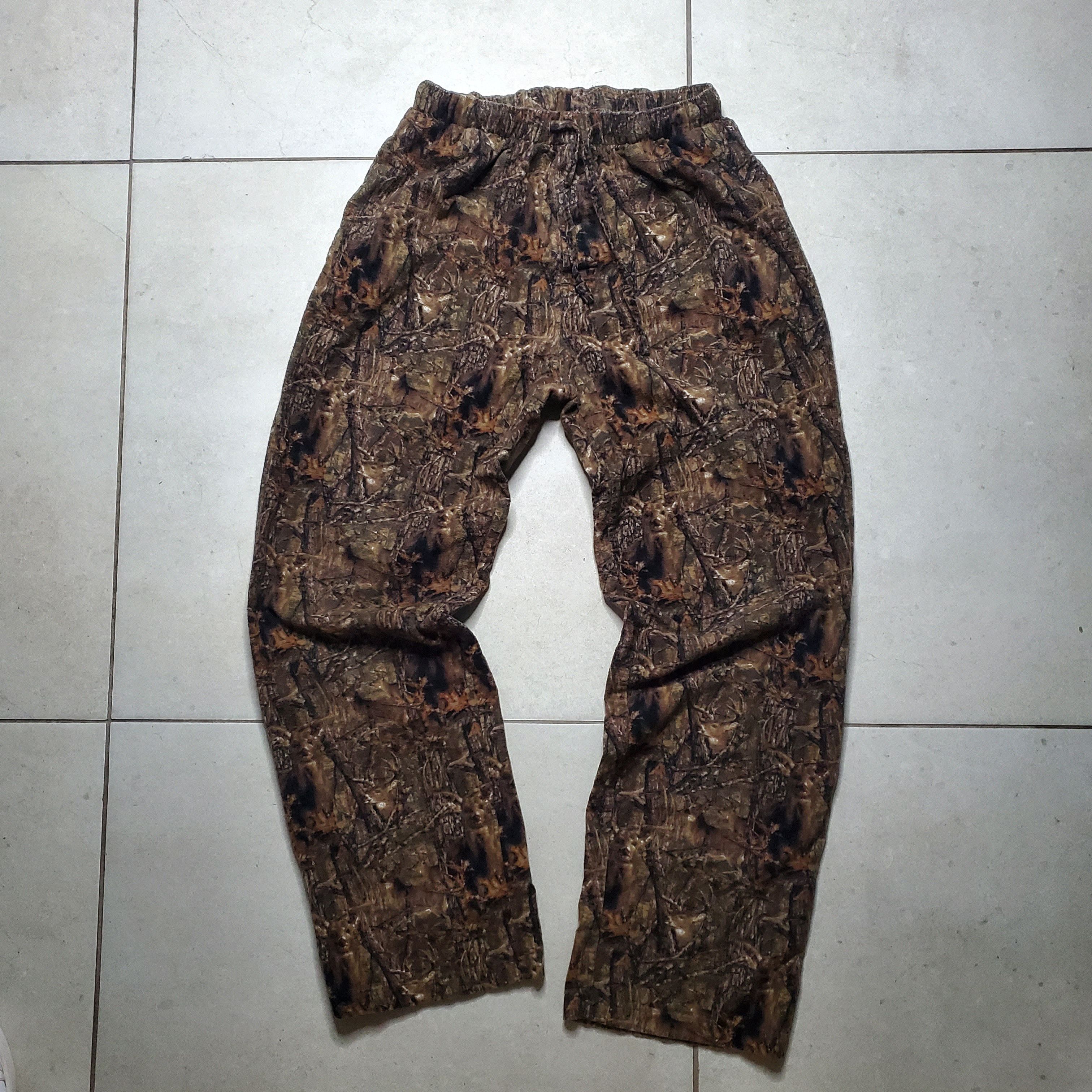 Realtree Vintage camo hunting sweatpants deer print Size US 33 - 1 Thumbnail