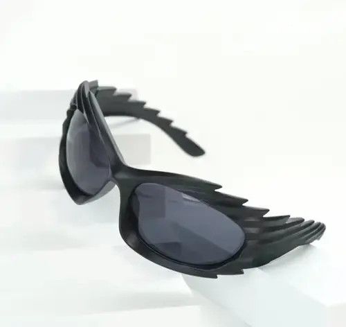 Other Black Dystopian Spike Sunglasses Cyber Punk Archive Cosplay Size ONE SIZE - 3 Thumbnail