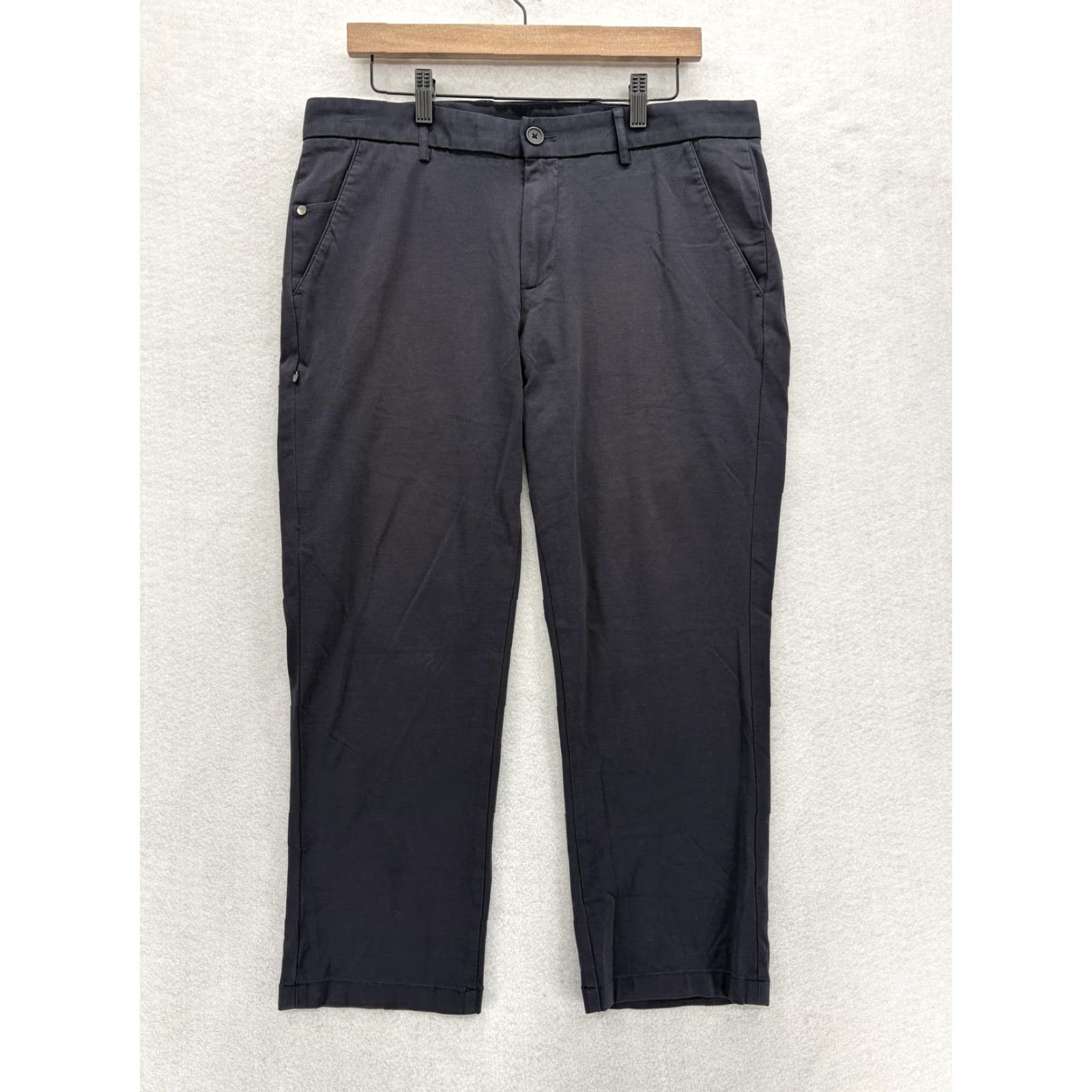 Vintage Robert Barakett Bankton Performance Pants Mens 34 Navy Stretch Chino Dress Pants Men Navy Chino Bankton Performance Mens 34"} Size US 34 / EU 50 - 2 Thumbnail