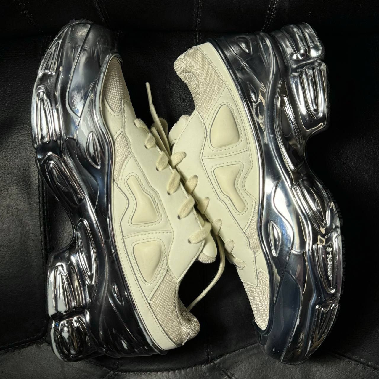 Adidas × Raf Simons Adidas raf simons ozweego metallic Size US 5.5 / EU 38 - 4 Thumbnail
