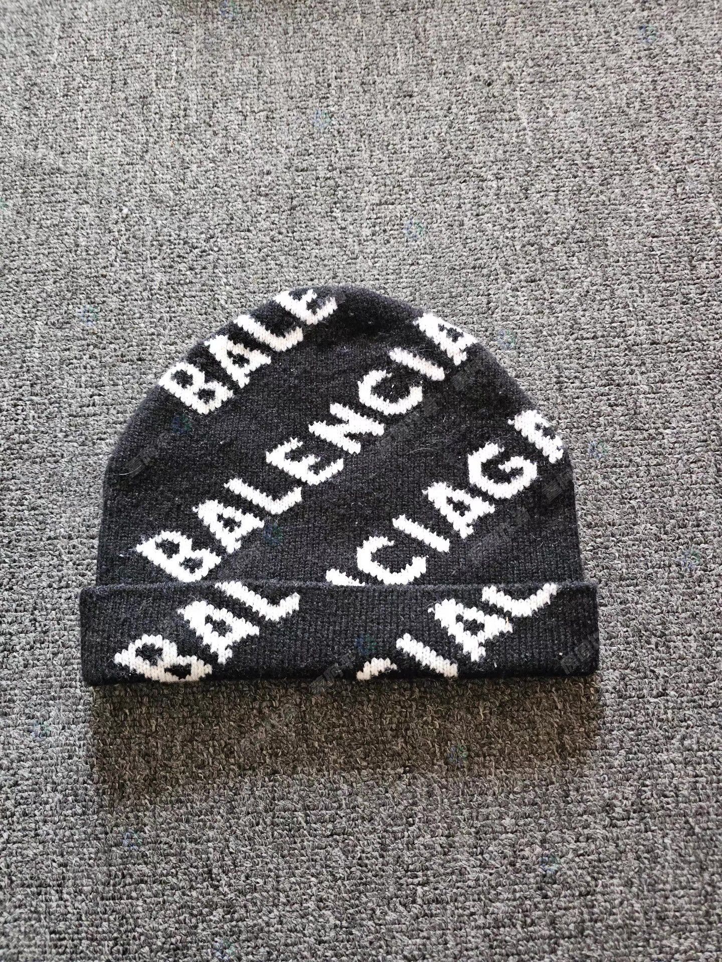 Balenciaga Balenciaga wool beanie, Q4 Size ONE SIZE - 2 Thumbnail