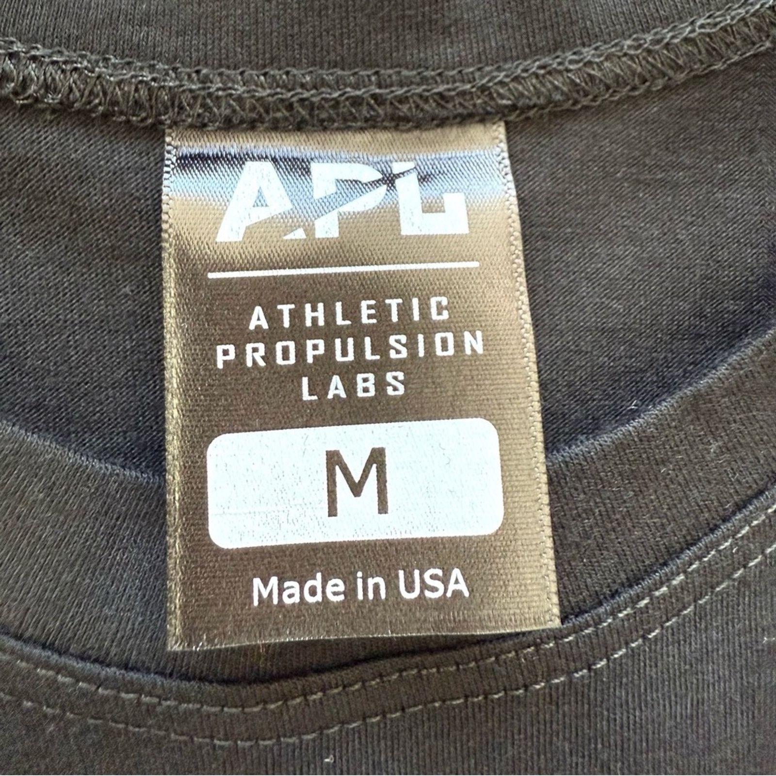 Athletic Propulsion Labs NEW!!! APL women T-shirt size M Retail 125$ Size M / US 6-8 / IT 42-44 - 4 Thumbnail