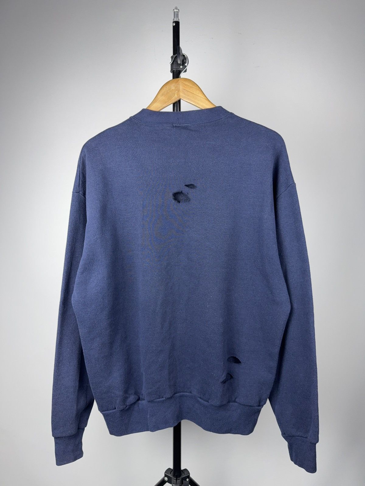 Vintage 90s U.S. Air Force Distressed Crewneck Made in USA L sz Size US L / EU 52-54 / 3 - 9 Thumbnail