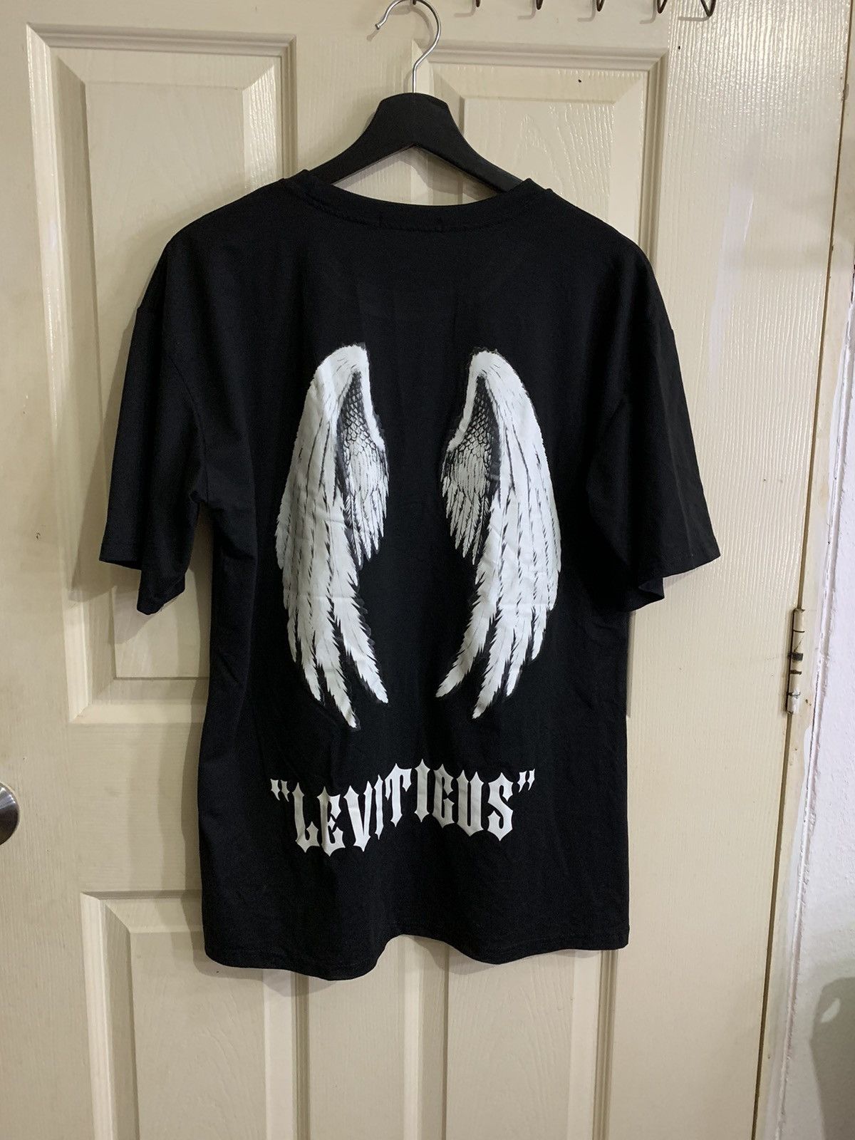 Other Suriel Levitius Wings Skate Shirt Size US M / EU 48-50 / 2 - 3 Thumbnail
