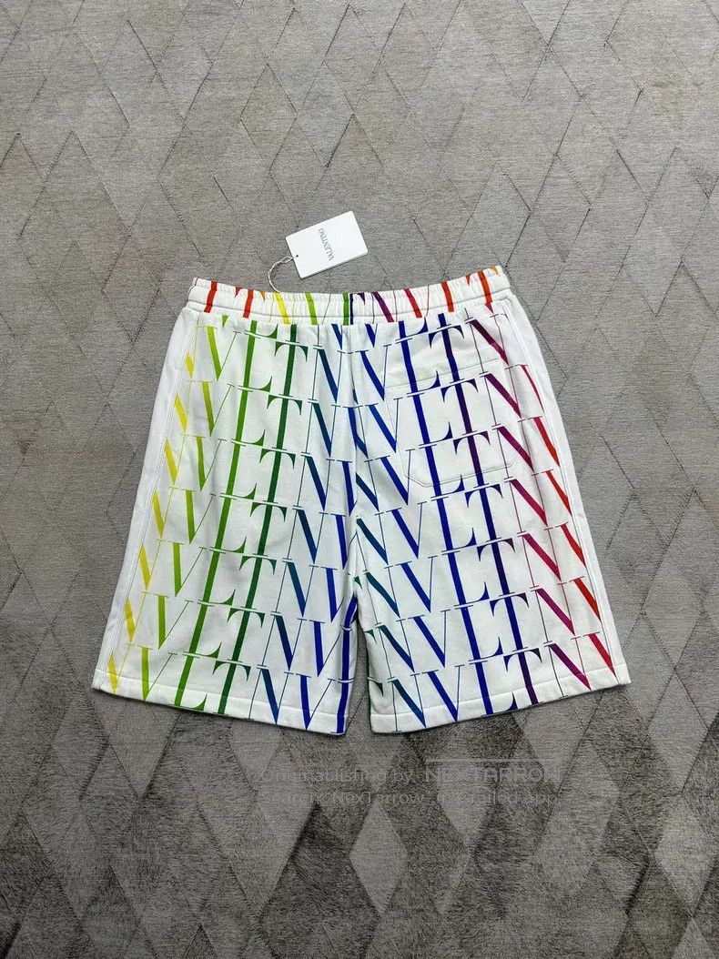 Valentino Valentino Full logo shorts Size US 32 / EU 48 - 4 Thumbnail