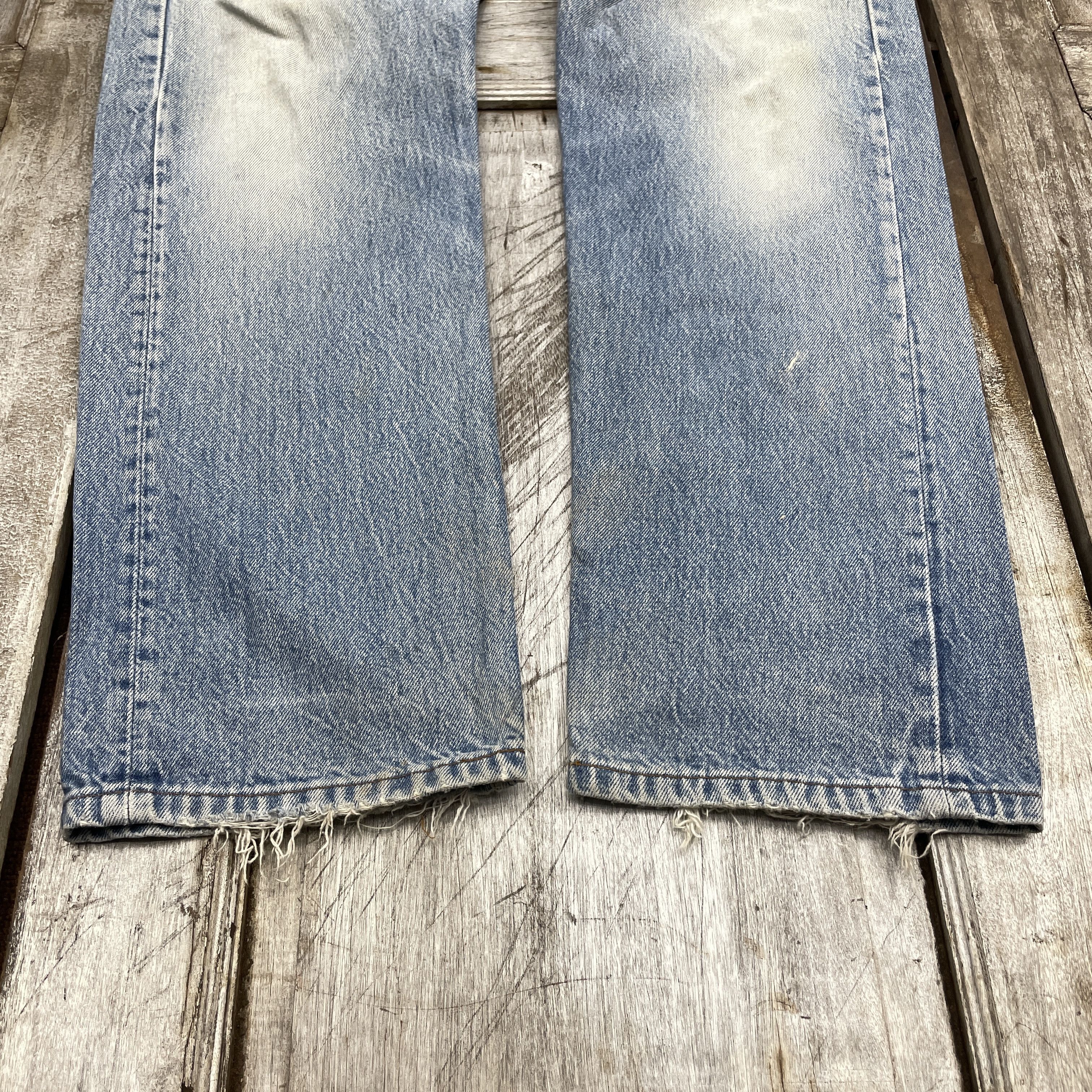 Japanese Brand × Levi's × Vintage Vintage Levi's 501 Distressed Light Wash Jeans -wc293 Size US 33 - 5 Thumbnail