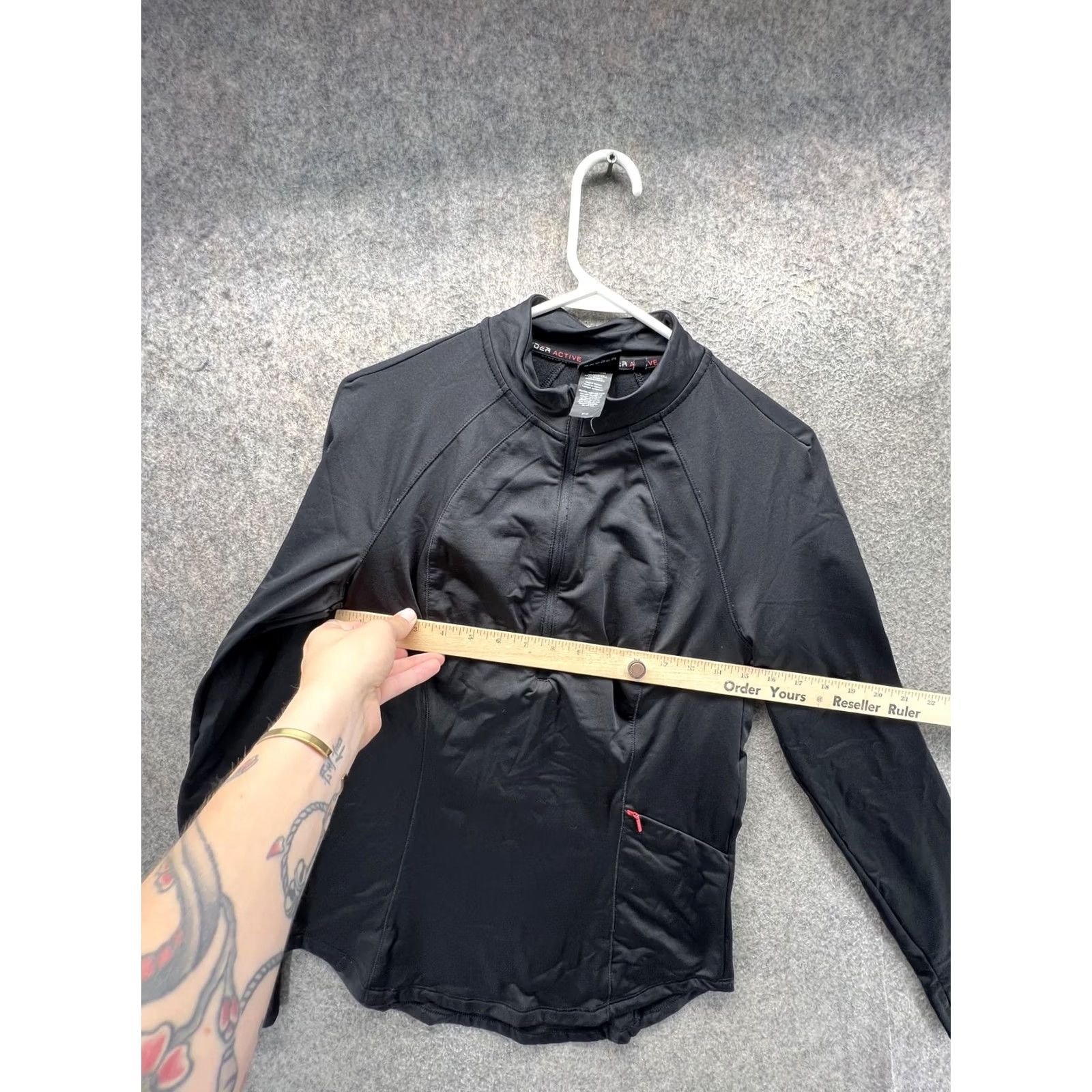 Spyder Spyder Active Pullover Womens Medium Black 1/4 Zip Long Sleeve Performance Top Shirt Womens M Black 90% Polyester 10% Spandex Activewear 4 Seasons Size M / US 6-8 / IT 42-44 - 5 Thumbnail