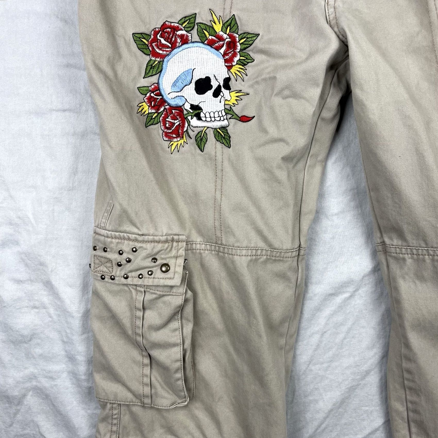 Ed Hardy VINTAGE Ed Hardy Cargo Pants Women 29 Paratrooper Y2K Patches Studded Rhinestone Pants Woman Beige 29 Cargo Size 29" - 4 Thumbnail