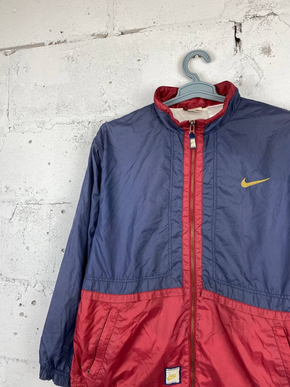 Nike × Vintage Nike Vintage Big Logo Swoosh Windbreaker Light Jacket Size US L / EU 52-54 / 3 - 5 Thumbnail