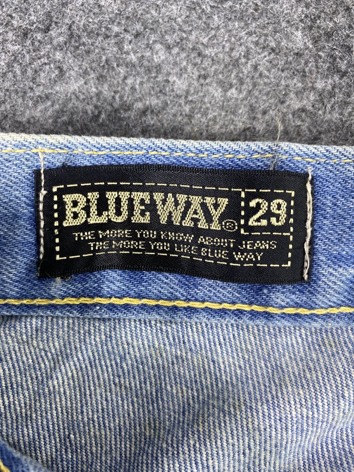 Jean Vintage Blue Way bootcut Jeans - J1028 Size 28" / US 6 / IT 42 - 10 Thumbnail
