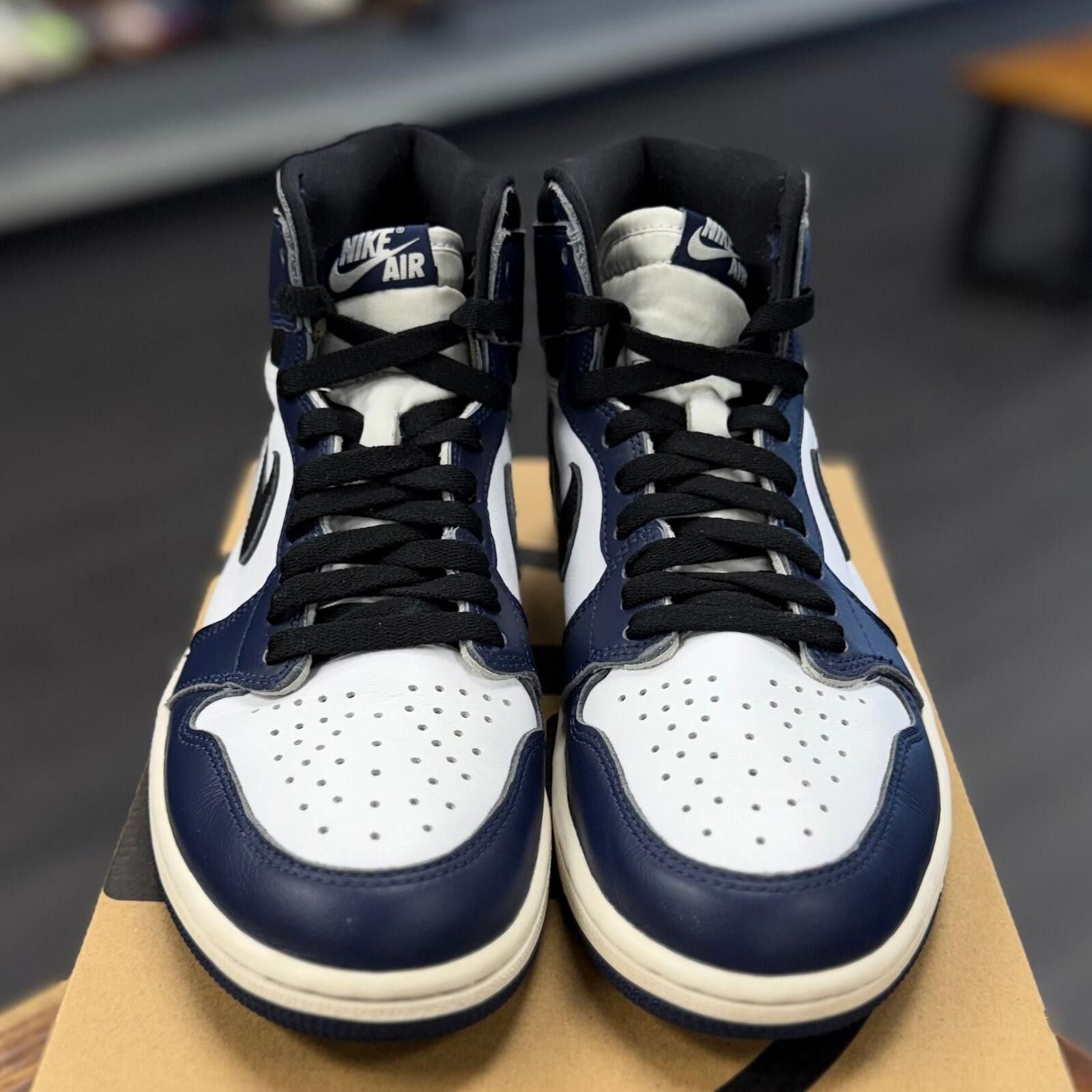 Jordan Brand Jordan 1 Retro High OG Midnight Navy - Preowned Size ONE SIZE - 2 Thumbnail