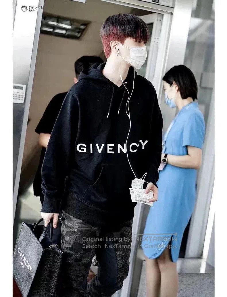 Givenchy Givenchy Camo Boro jeans . Size US 31 - 6 Thumbnail