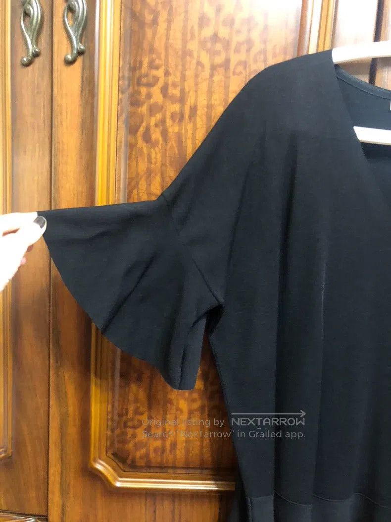 Valentino Valentino Women's tops Size S / US 4 / IT 40 - 2 Thumbnail