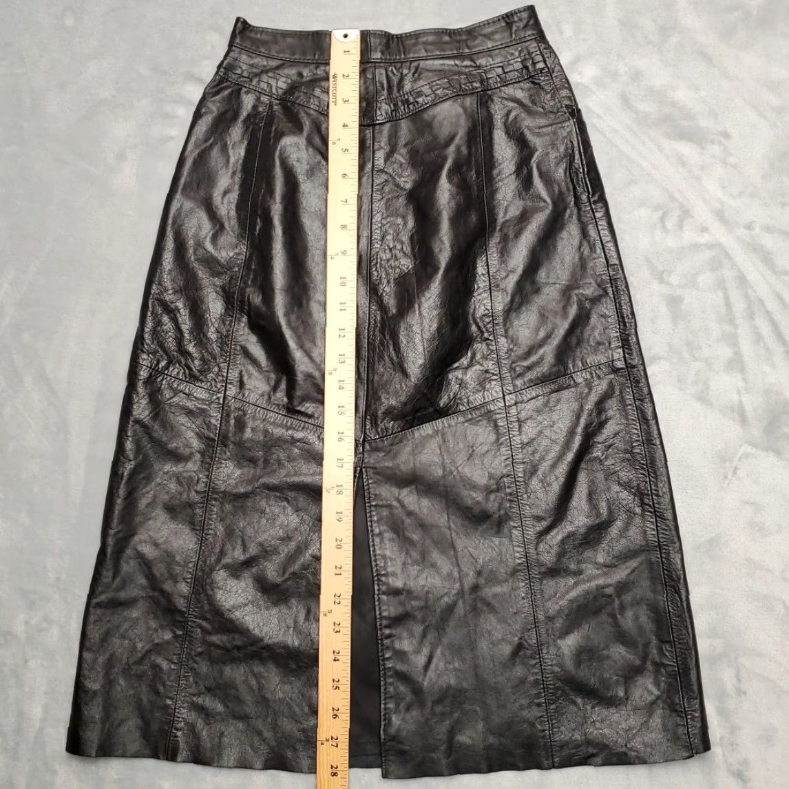 Vintage VINTAGE Pioneer Wear leather skirt Women 6 Black Midi A-Line Zipper Retro Cowboy Golden Collection Made in USA Women Skirt Leather Vintage Size 28" / US 6 / IT 42 - 7 Thumbnail
