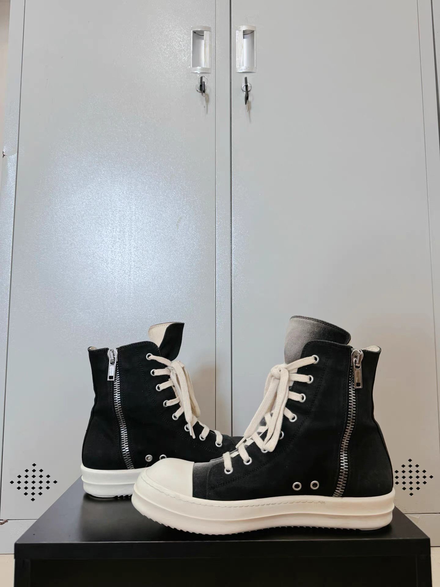 Rick Owens Drkshdw Rick Owens Drkshdw gradient Converse high-top sneakers Size US 7 / EU 40 - 5 Thumbnail