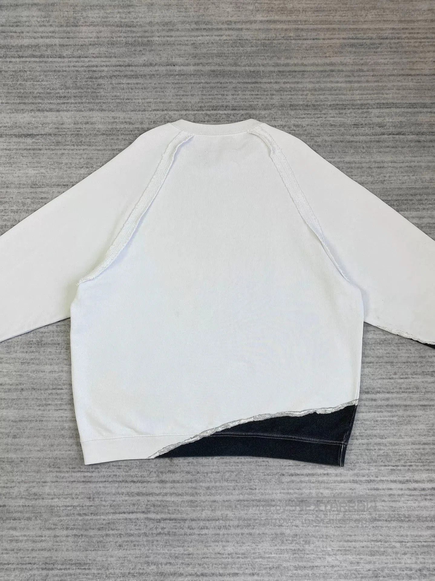 Maison Margiela maison margiela black and white sweatshirt. Size US L / EU 52-54 / 3 - 2 Thumbnail