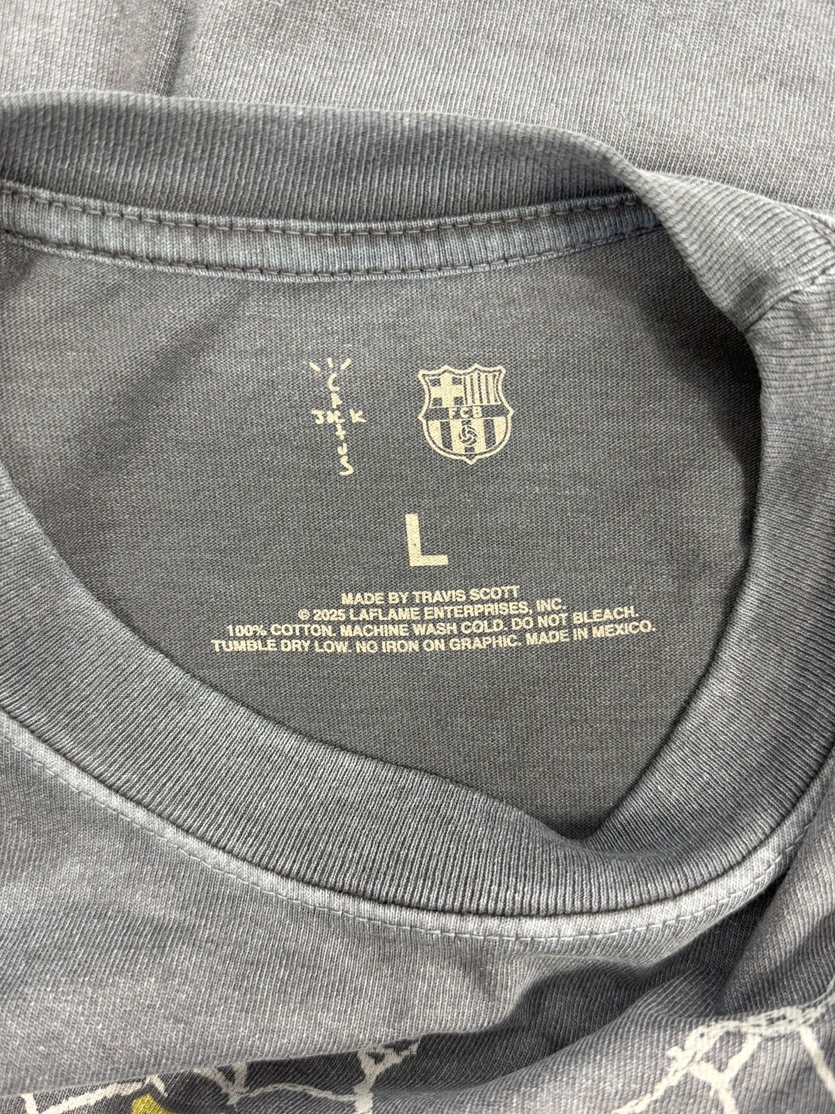 Travis Scott CJ X FCB WASHED SPRAY LOGO T-SHIRT Size US L / EU 52-54 / 3 - 3 Thumbnail