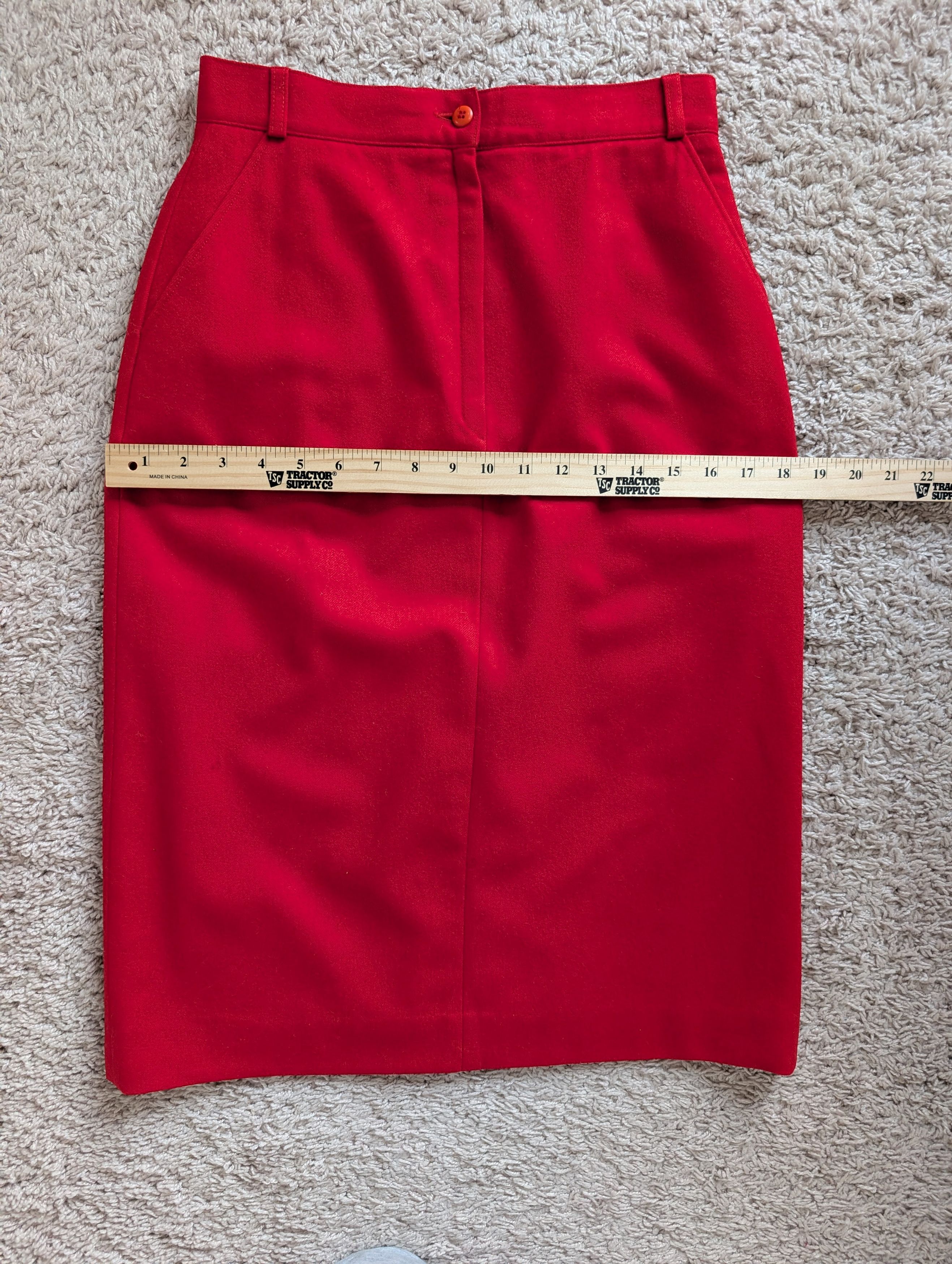 Kenzo Album by Kenzo Vintage Red Wool Pencil Skirt Size 27" / US 4 / IT 40 - 7 Thumbnail