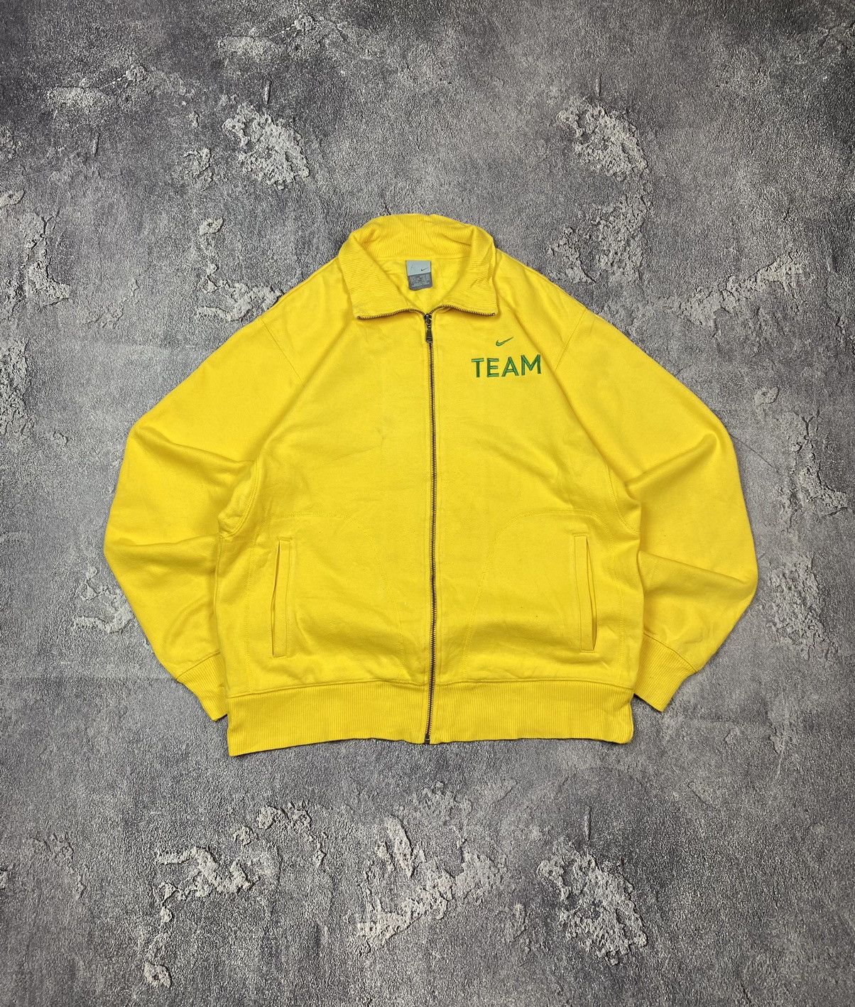 Nike Vintage 00s Nike Team Yellow Full Zip High Neck Y2K Size US L / EU 52-54 / 3 - 1 Thumbnail