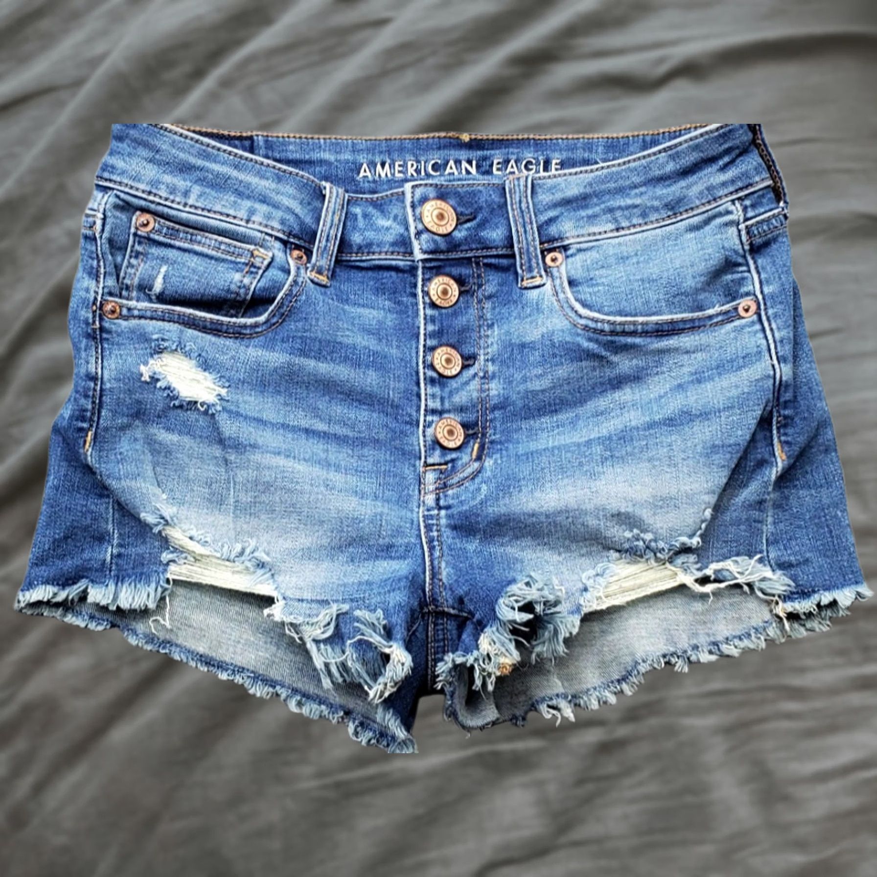 American Eagle Outfitters American Eagle Shorts Women's 2 Blue Stretch Distressed Frayed Hem 4-Button Fly Size 26" / US 2 / IT 38 - 1 Thumbnail