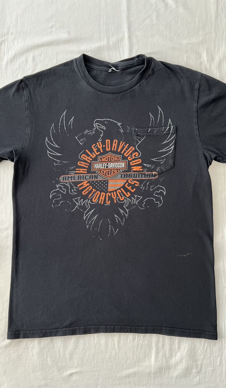 Harley Davidson Vintage 2010 Harley Davidson Eagle Pocket Black T-shirt Size US L / EU 52-54 / 3 - 5 Thumbnail