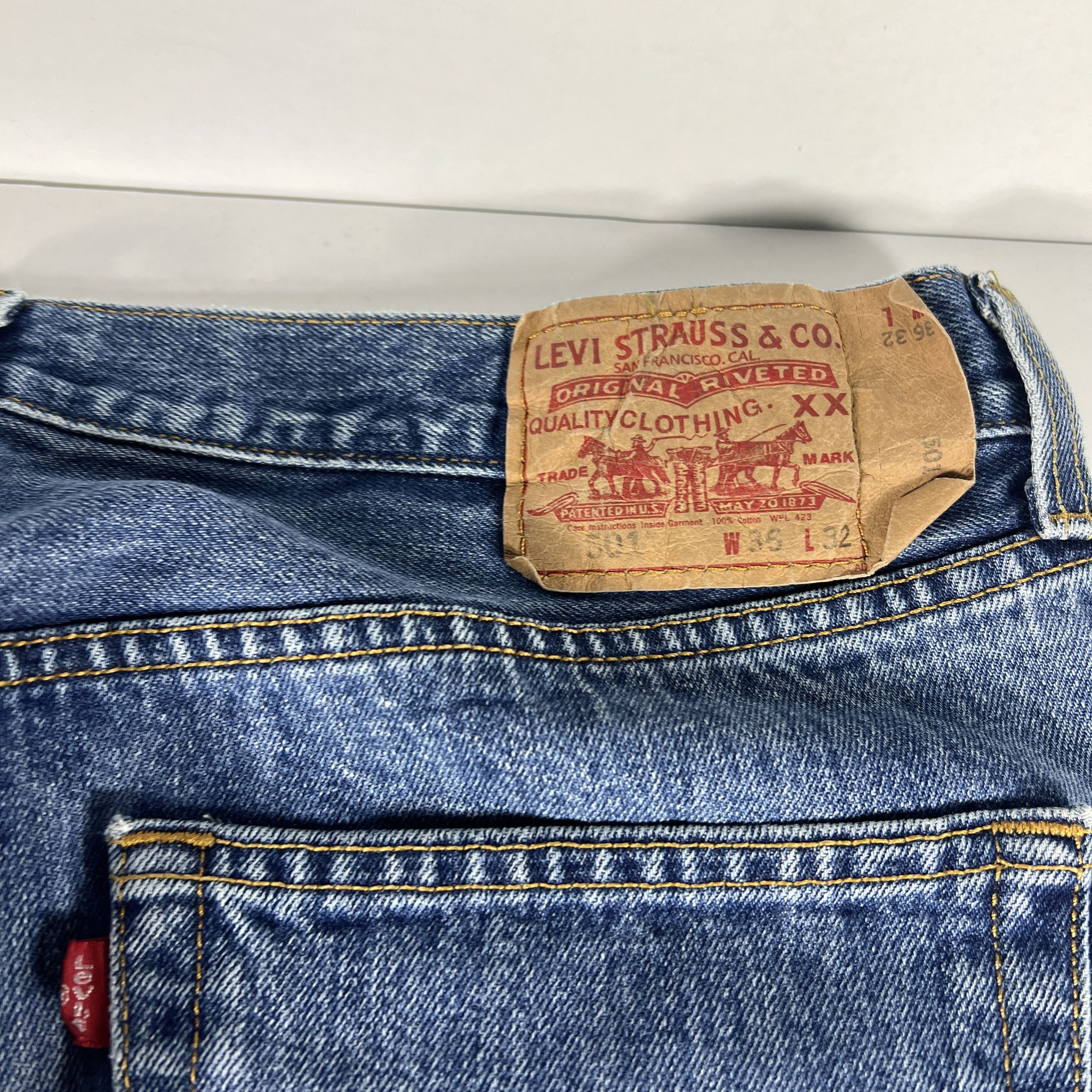 Levi's × Vintage Y2K Levi's Jeans 501 XX Straight Blue Faded Cotton Denim Size US 36 / EU 52 - 16 Thumbnail