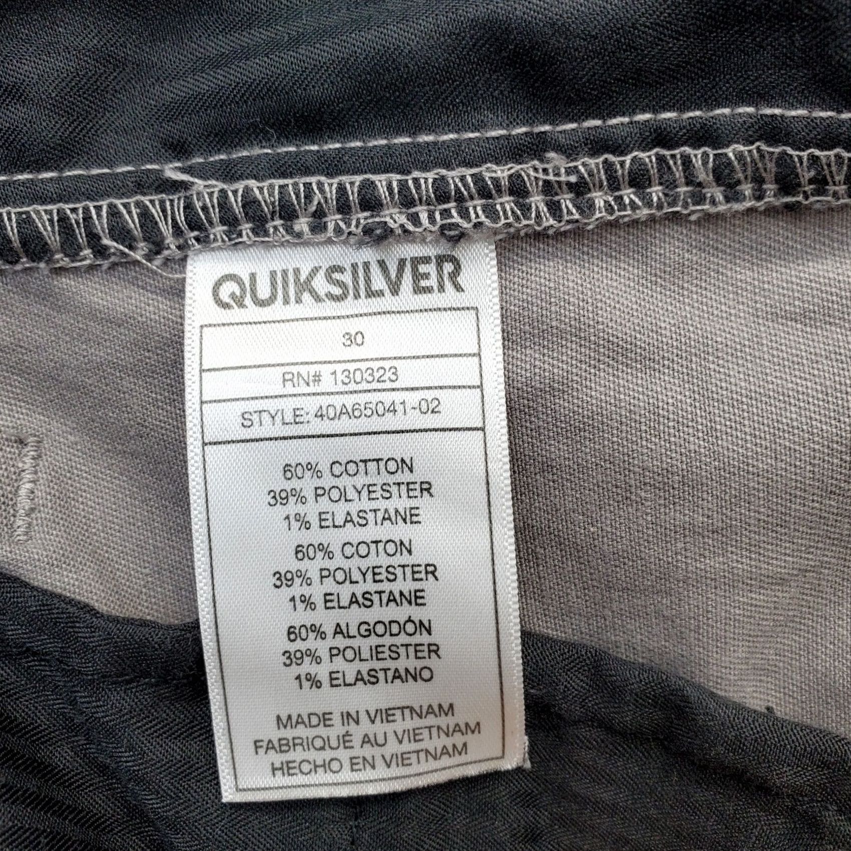 Quiksilver Quiksilver Mens Bermuda Shorts 30 Multi Plaid Flat Front Slash Pocket Mid Waist Mens Size 30 Multicolor Size US 30 / EU 46 - 7 Thumbnail