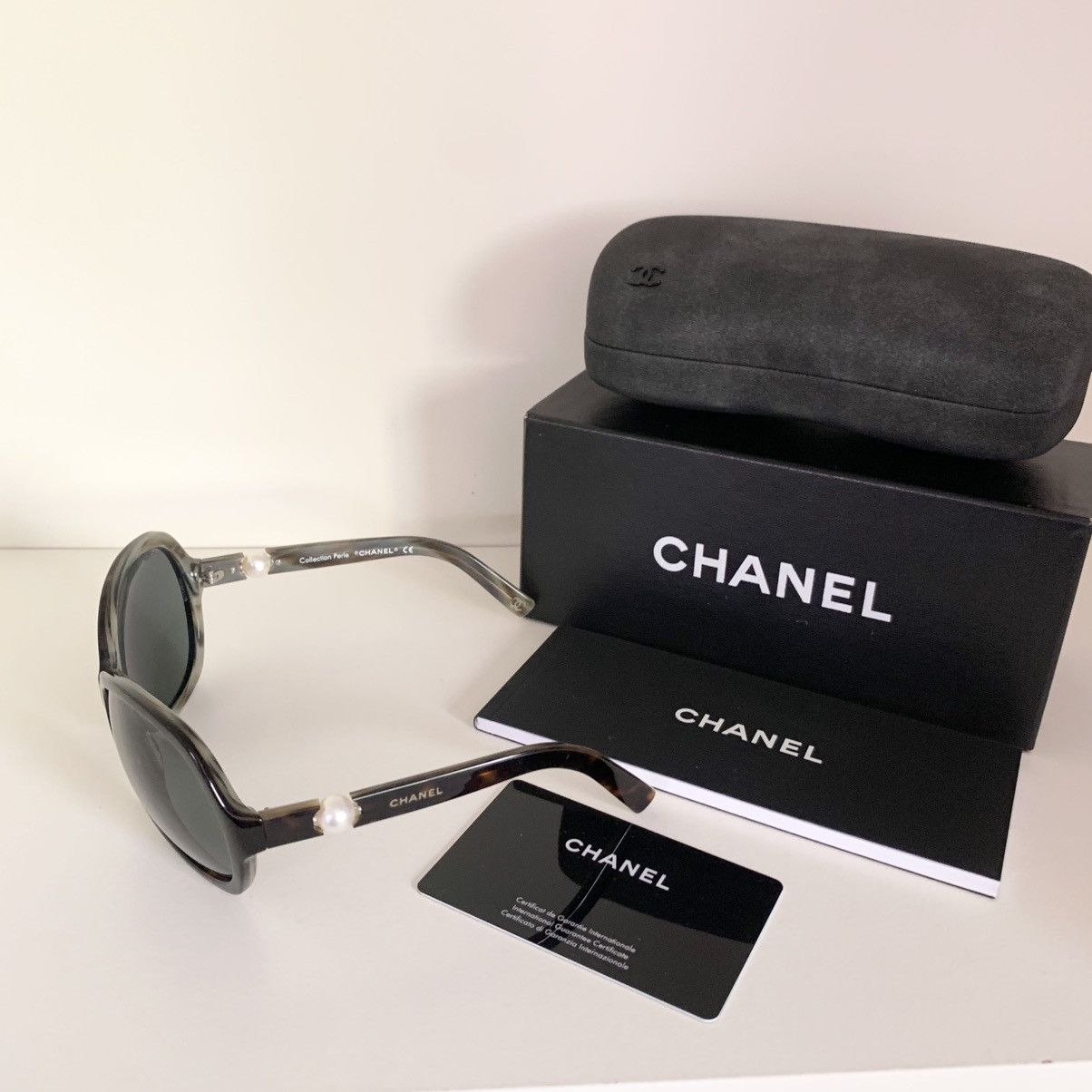 Chanel Chanel Pearl tortoise shell round sunglasses Size ONE SIZE - 12 Thumbnail