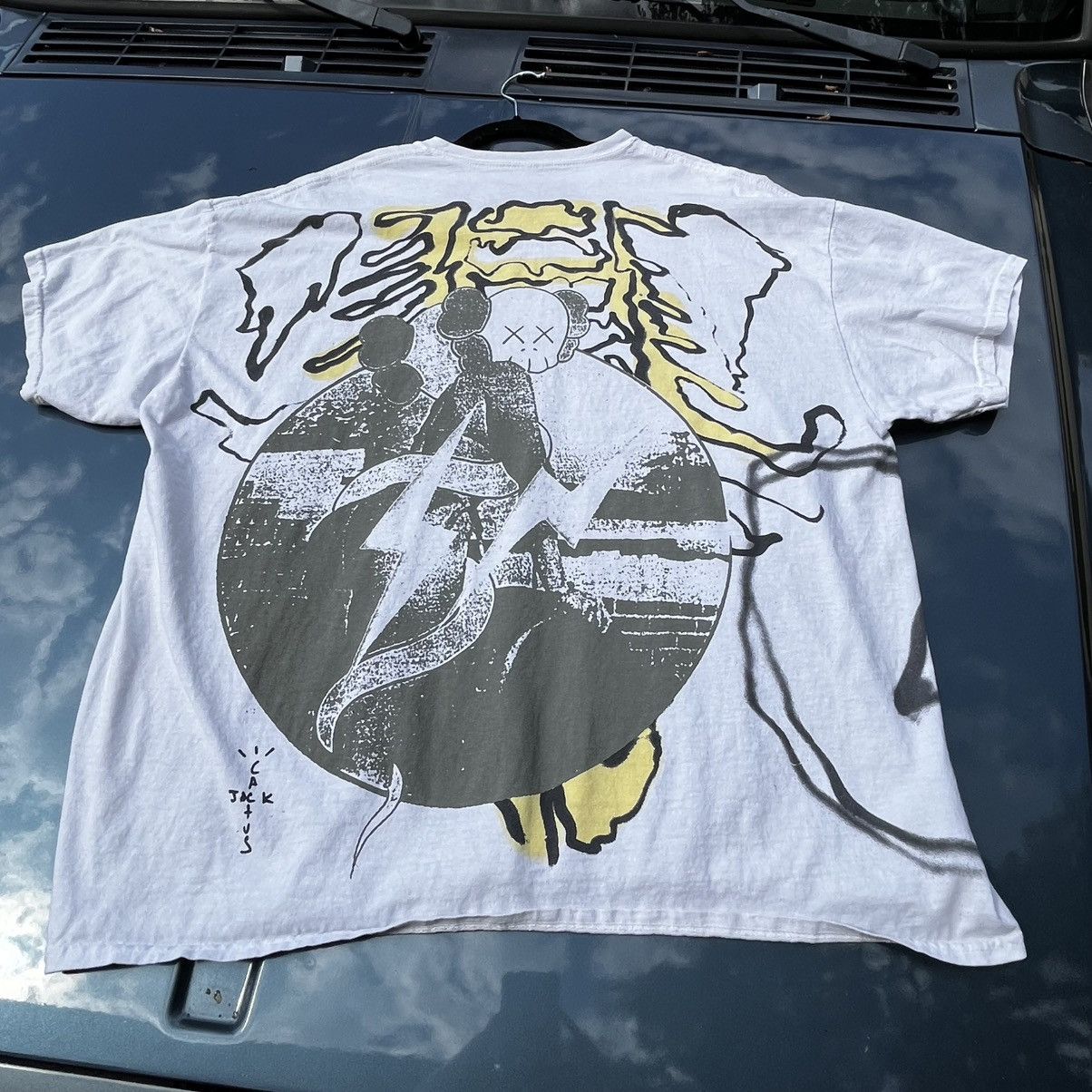 Fragment Design × Kaws × Travis Scott Travis Scott x Kaws x Fragment Design White Tee Size US XL / EU 56 / 4 - 3 Thumbnail