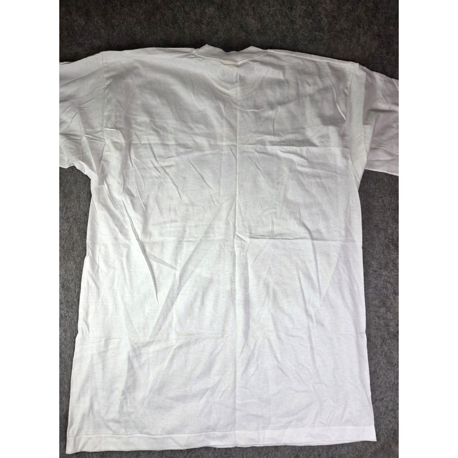 Vintage VINTAGE Key West Florida T Shirt XL White Unisex Adults Short Sleeve Dolphins Sailboat Single Stitch Screen Stars) Size US XL / EU 56 / 4 - 5 Thumbnail