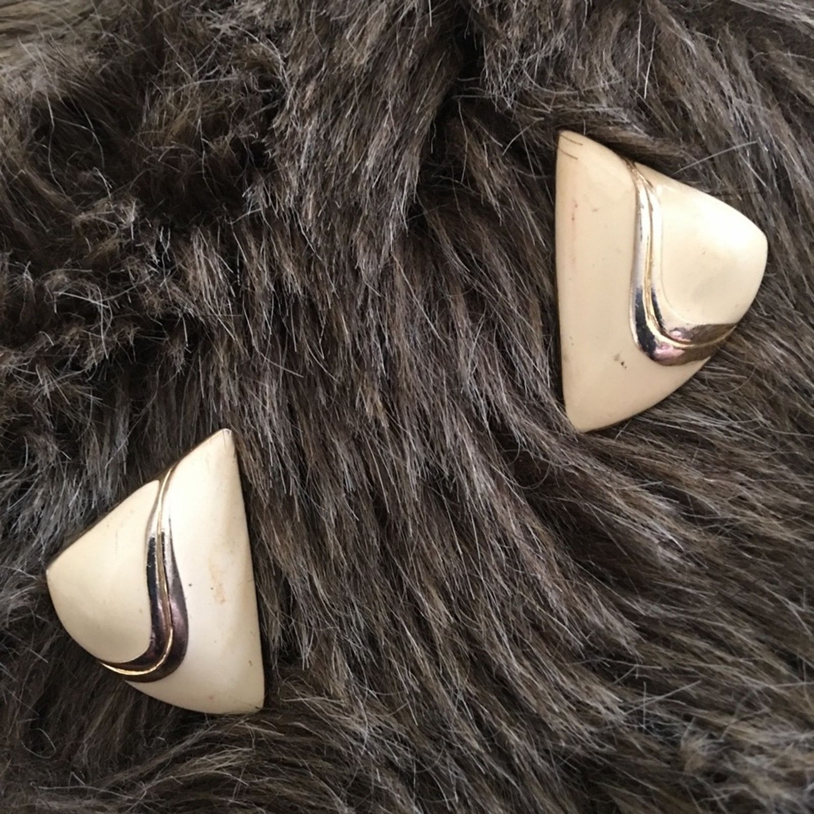 Vintage Vintage 80s cream enamel statement earrings Size ONE SIZE - 3 Thumbnail
