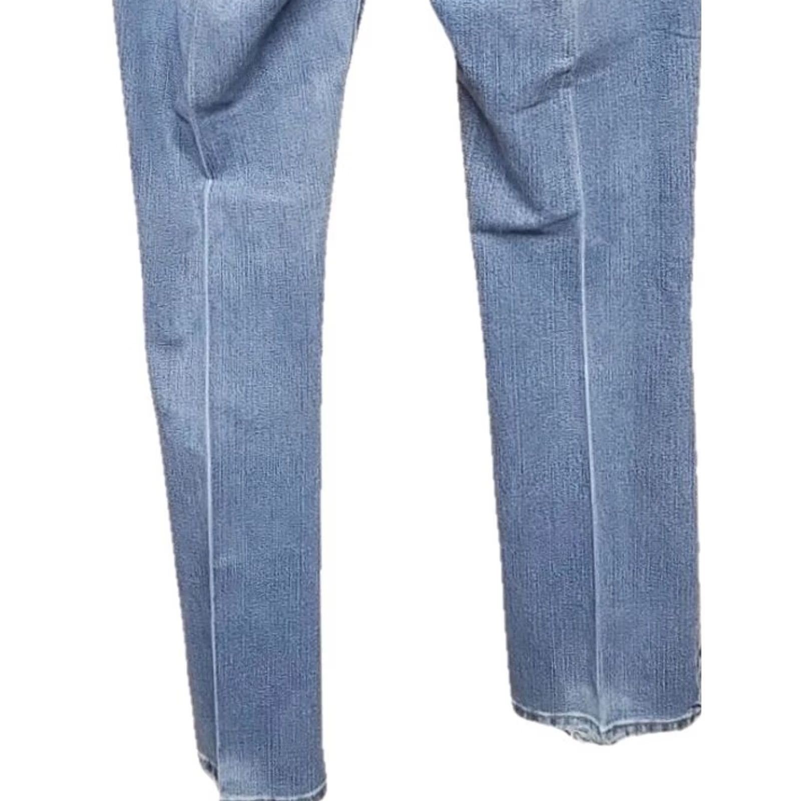 Wrangler Wrangler Jeans Slim Y2K Women’s Light Wash Distressed Pink Logo Size 10/12 Inseam 33 in Denim Cotton Regular Rise Mid 8.5-10.5 in Blue Size 32" / US 10 / IT 46 - 7 Thumbnail