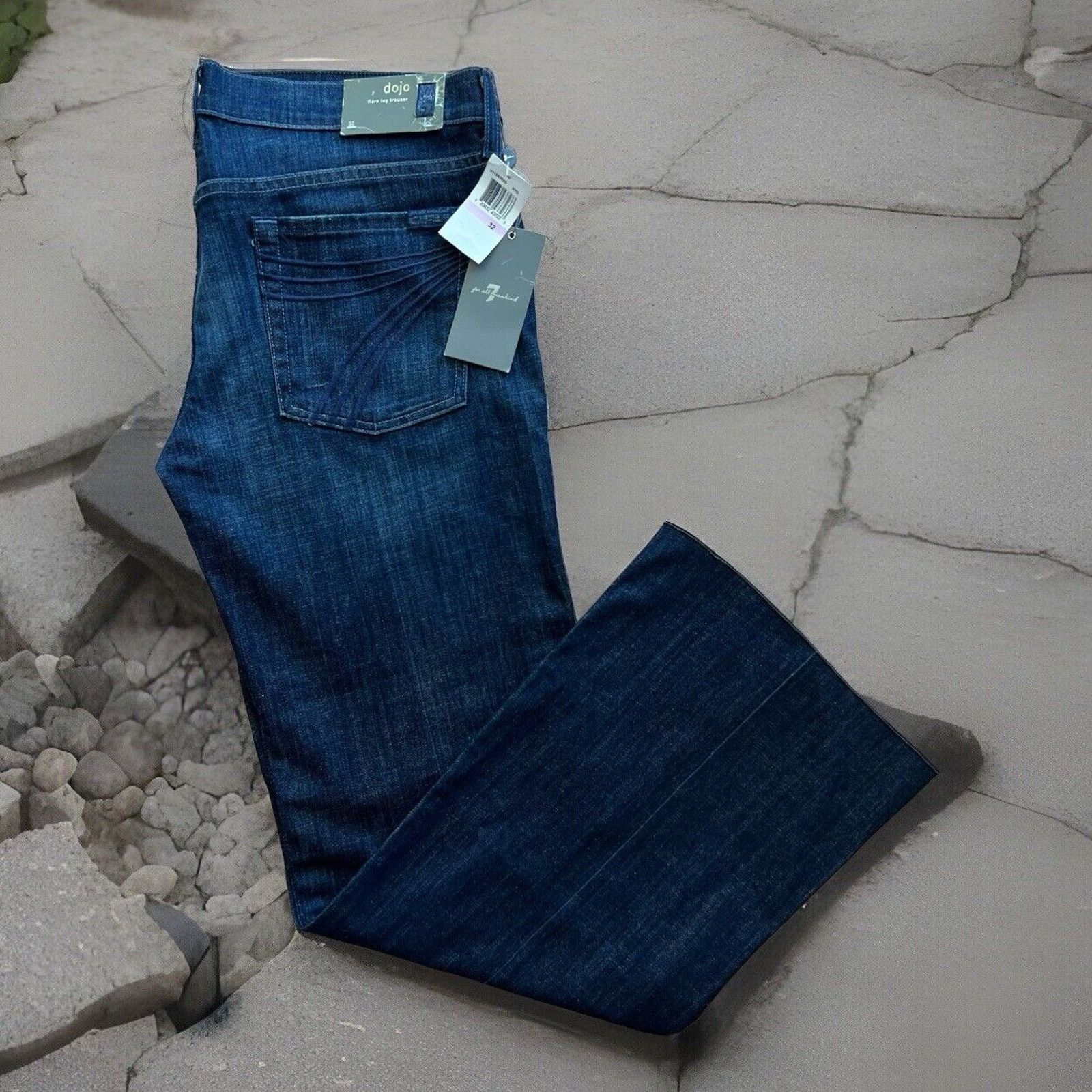 7 Seven for all Mankind Dojo Jeans Women's 34 Blue Dark Wash