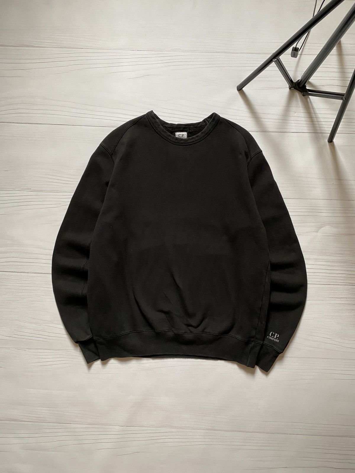 C.P. Company Vintage 2007 CP Company logo faded crew neck sweatshirt Size US XL / EU 56 / 4 - 1 Thumbnail