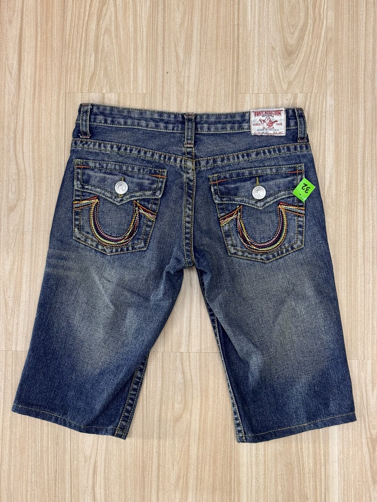 True Religion True Religion Short Denim Pant size 32” Size 32" / US 10 / IT 46 - 1 Thumbnail