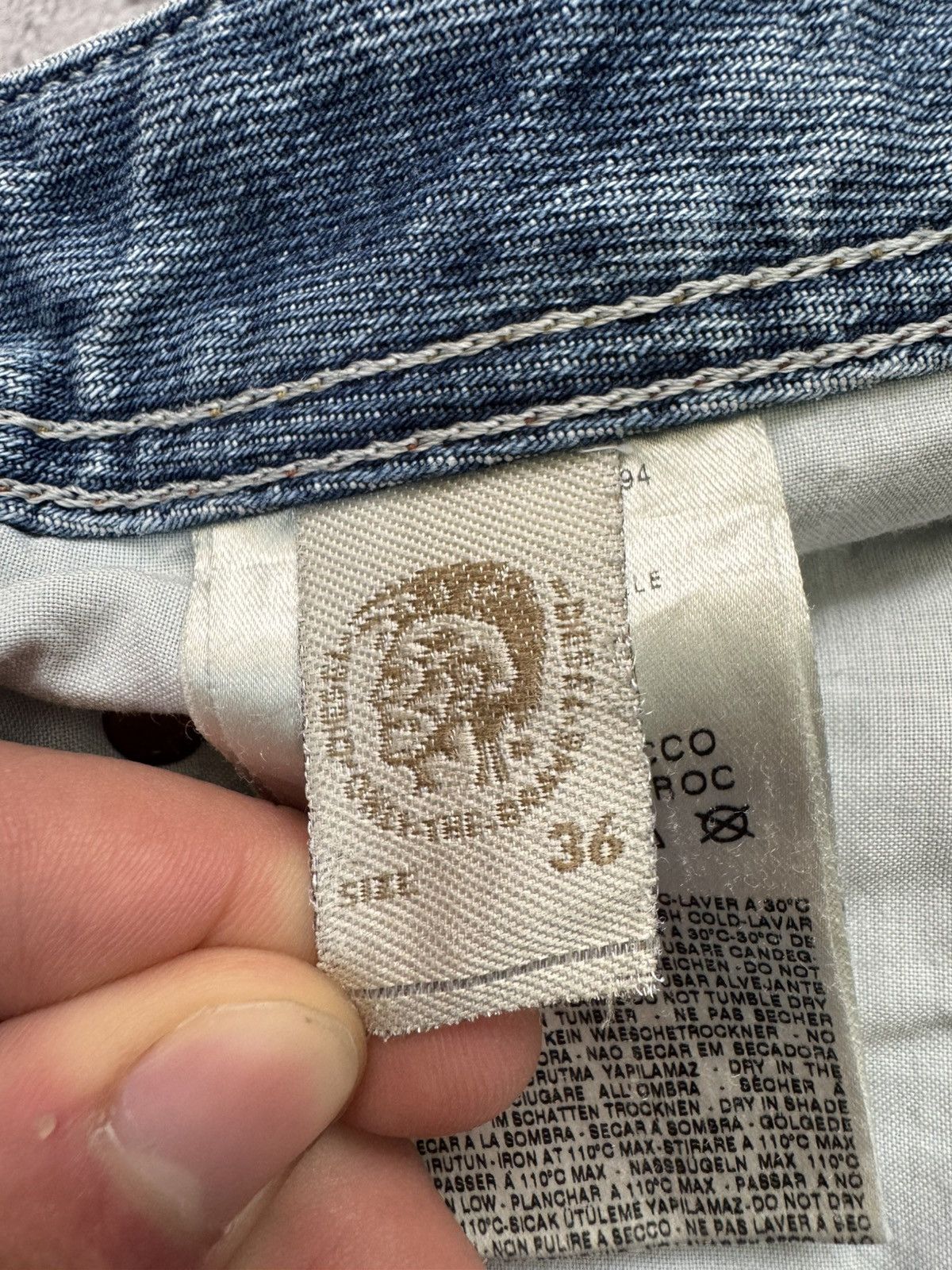 Diesel Vintage Diesel Jeans Baggy Distressed Flared Size US 36 / EU 52 - 12 Thumbnail
