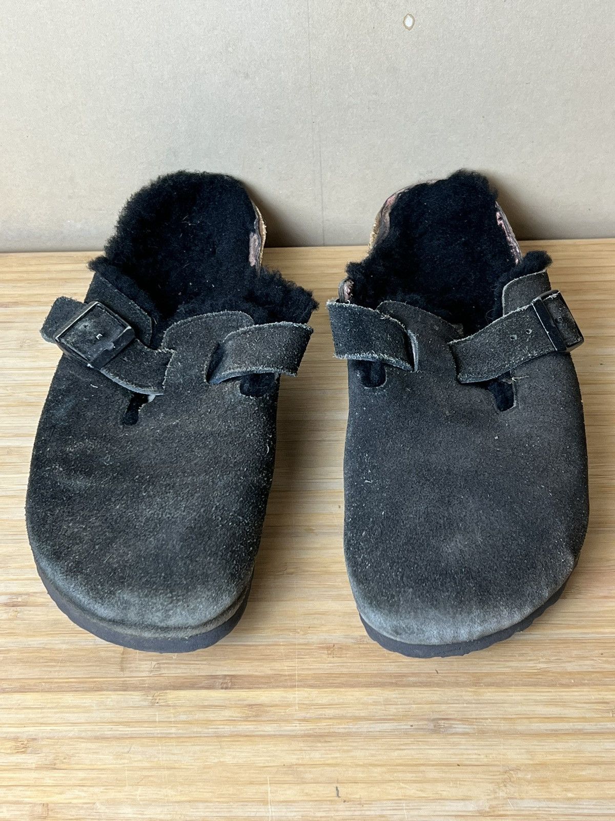 Birkenstock Birkenstock Suede Boston Black Shearling Size 42 Size US 8 / EU 41 - 1 Thumbnail
